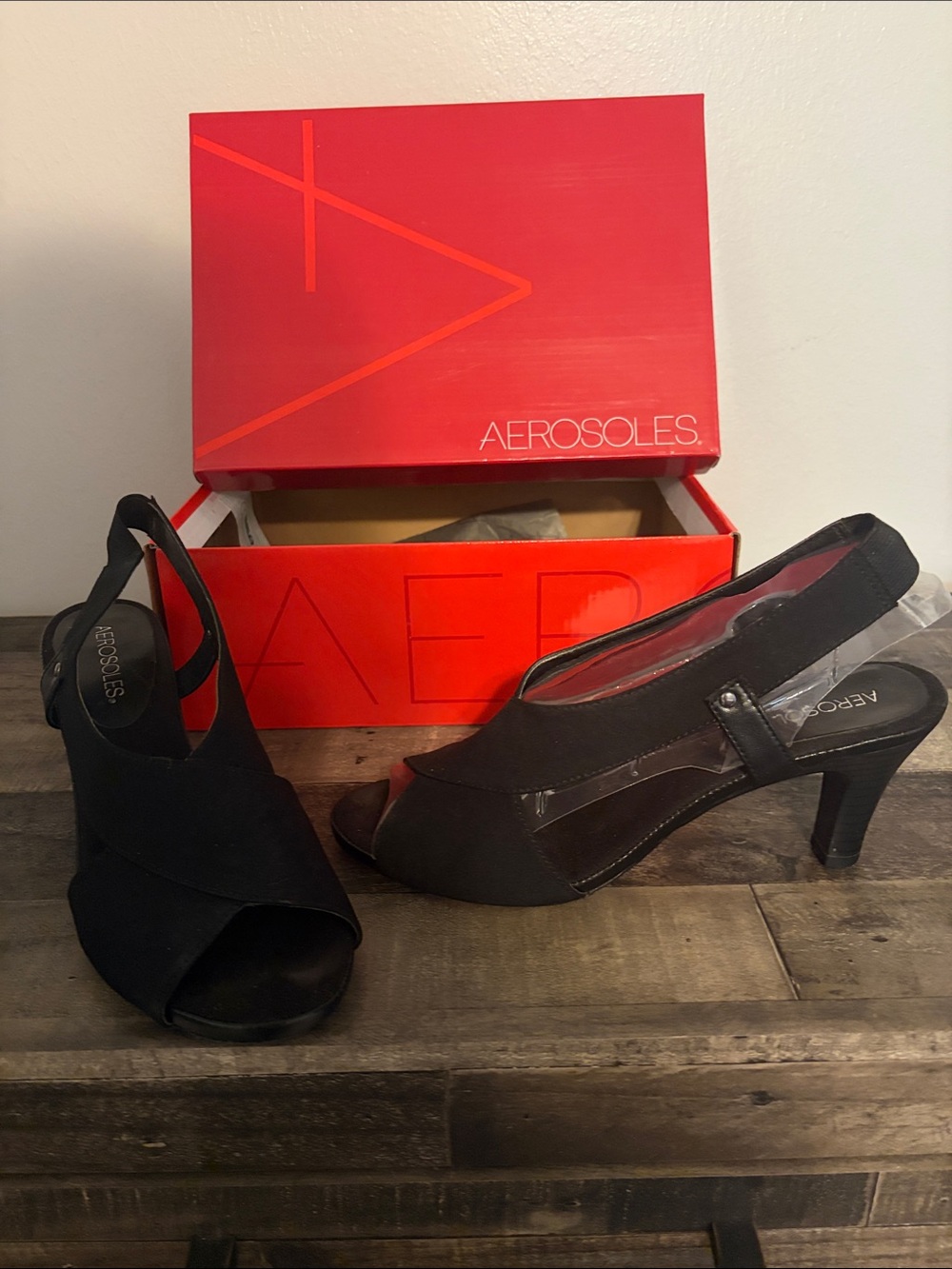 AEROSOLES Black Open-Toe Slingback Heels